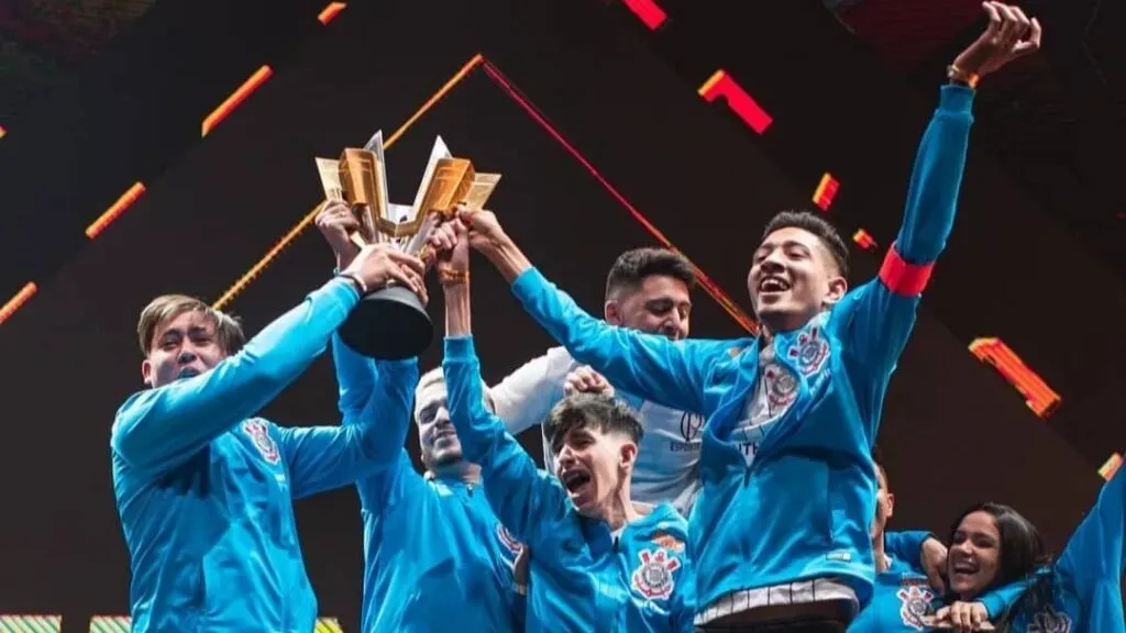 Kisah juara FF Indonesia: Profil tim & perjalanan kemenangan